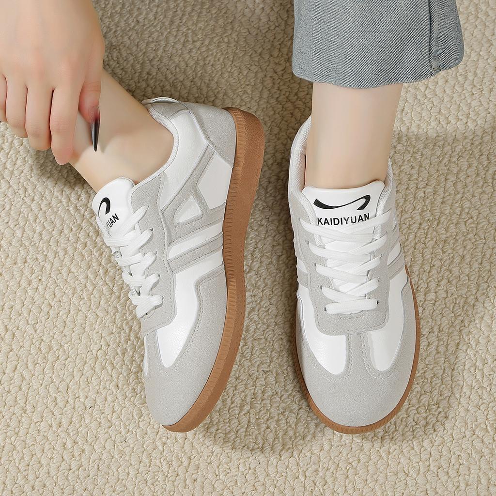 Fashion Women Sneakers 2025 Spring Luxury Flat Loafers Comfortable Shoes Slip On Soft Female Sneakers Lightweight Outdoor Shoes Women