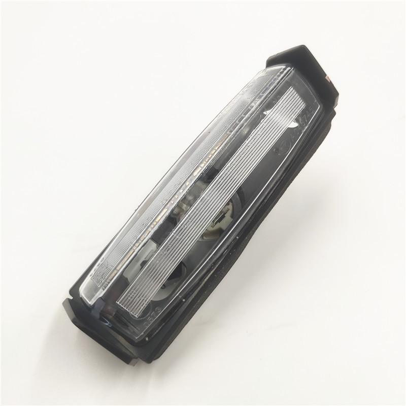 For 06-11 Old Camry Rear License Housing License Plate Illumination Lamp 1pcs