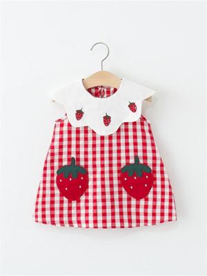 Клетчатое платье без рукавов с вышивкой клубники и воротником Питер Пэн для маленьких девочек