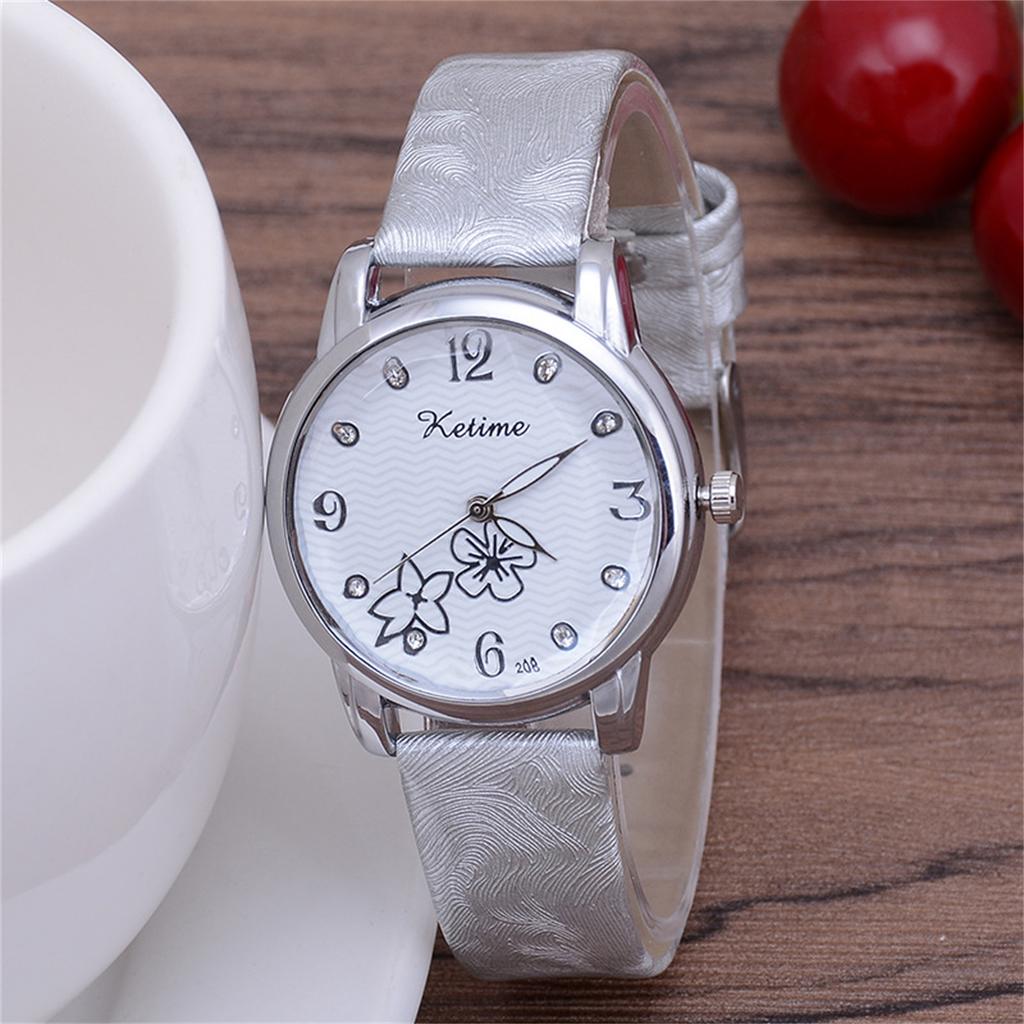 Women Fashion Leather Watch