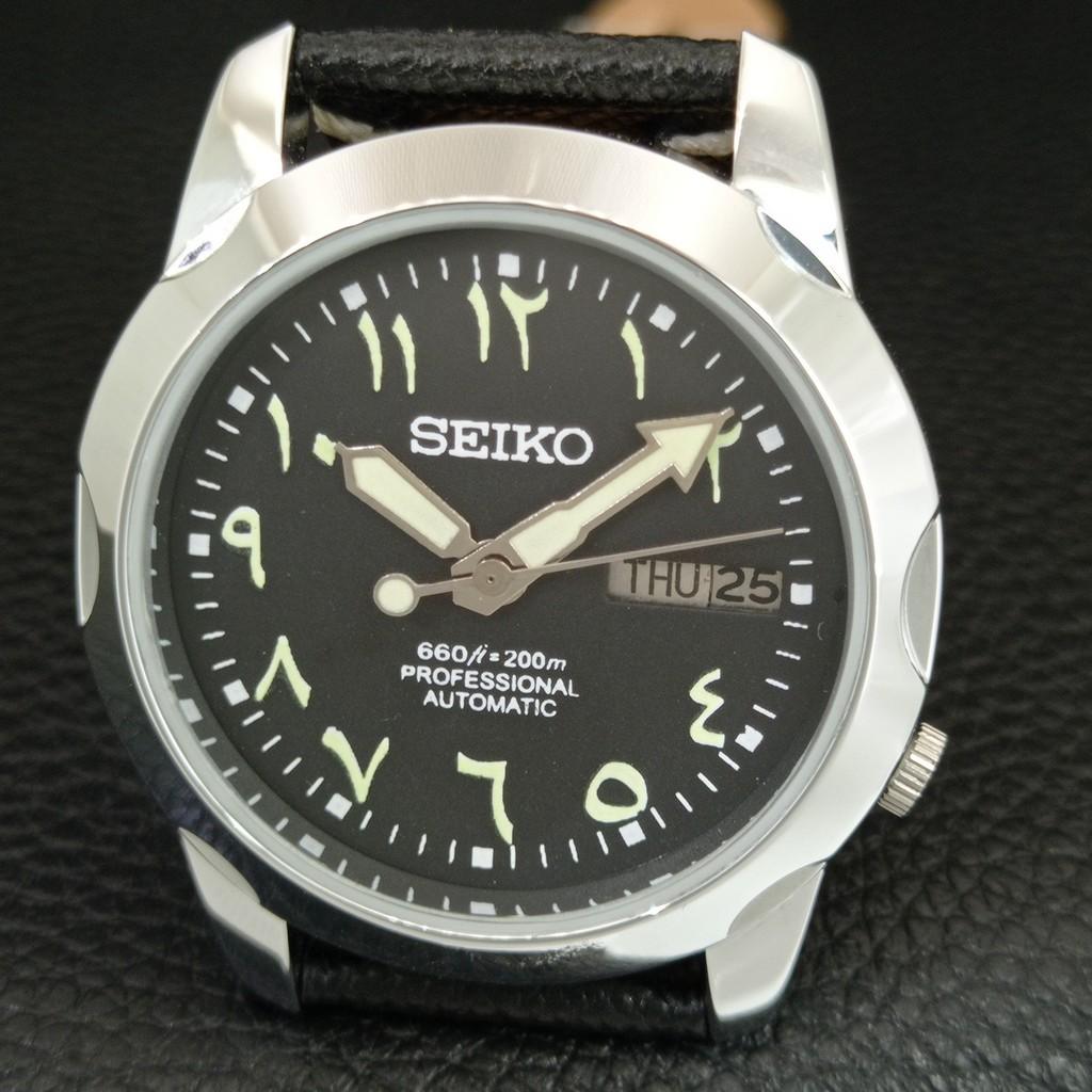 SEIKO 5 AUTOMATIC VINTAGE REFURBISHED JAPAN MENS BLACK DIAL WATCH a446643-1