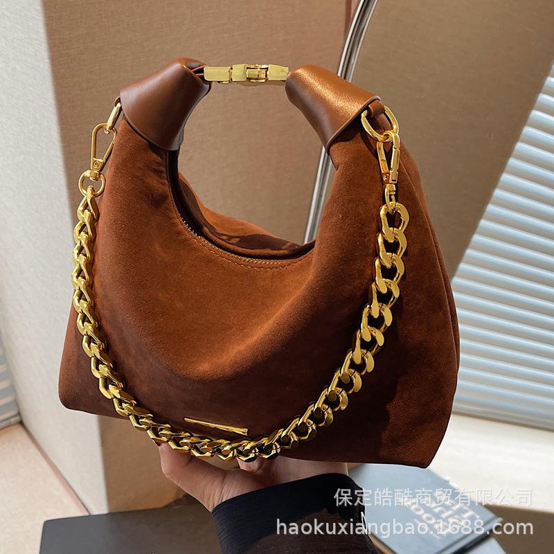 Niche design textured commuter portable women's bag 2025 autumn and winter new retro matte chain crossbody dumpling bag