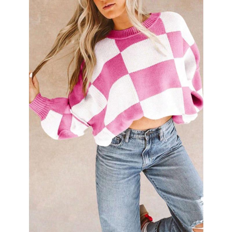 Женский свитер в стиле пэчворк с мозаичным узором в осенне-зимнем стиле