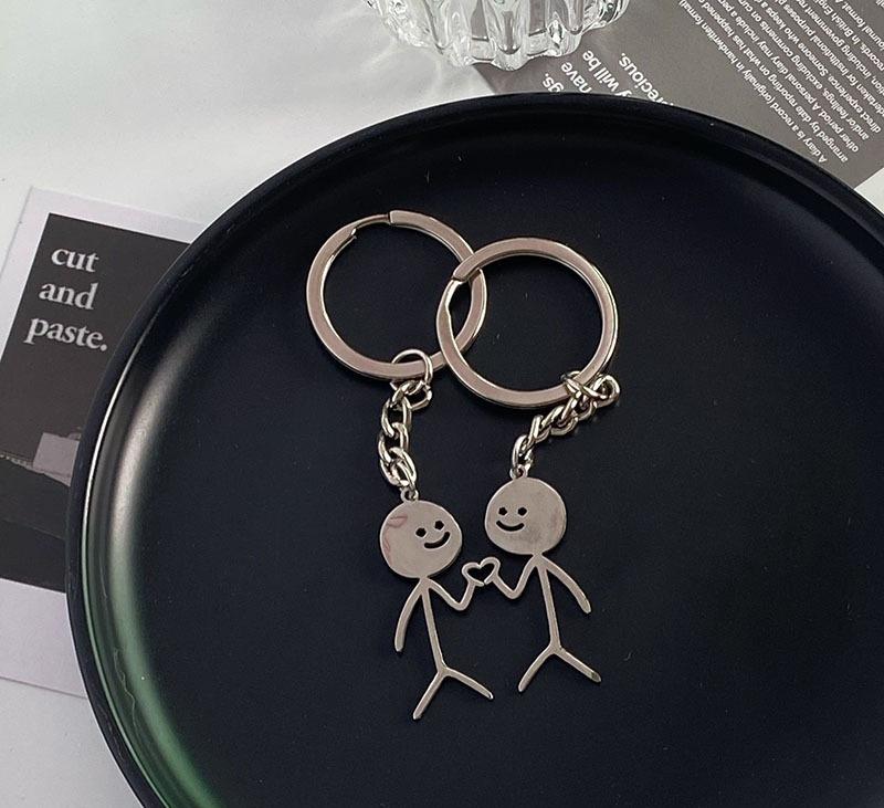 2 шт. Интересный брелок для ключей в виде людей, чем сердца, среднего пальца, милый, забавный, для студентов, автомобильный кулон, аксессуары для интерьера