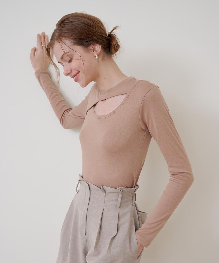 BIBYSEOB Cut-Out T-Shirt Beige [T41]