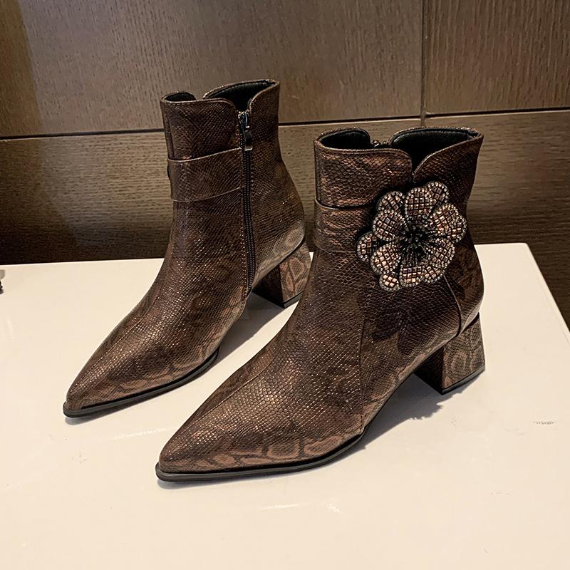 Fashion Women's Ankle Boots Pointed Toe Wear Resistant 2024 New Autumn Winter Boots for Ladies Non-Slip Outdoors Solid Color Women Boots