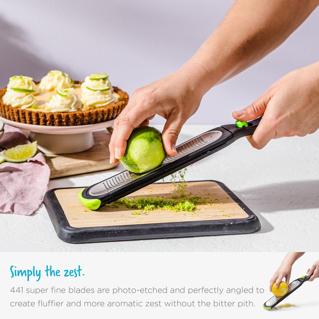 dreamfarm Ozest grater