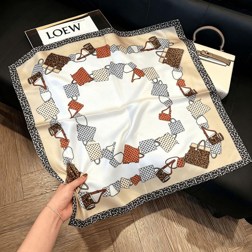 Lao Qian Feng Coffee Color Cashew Nut Silk Scarf Headscarf Versatile Neck Square Scarf Premium Sense Female Foreign Style Decorative Scarf Scarf