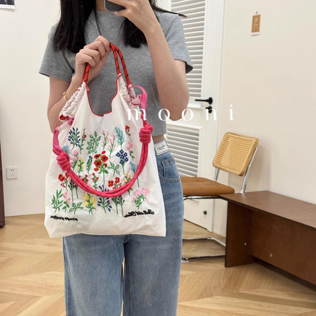 Embroidery Shopping Bag Women'S Fashion Niche Large Capacity Shoulder Bag Tide