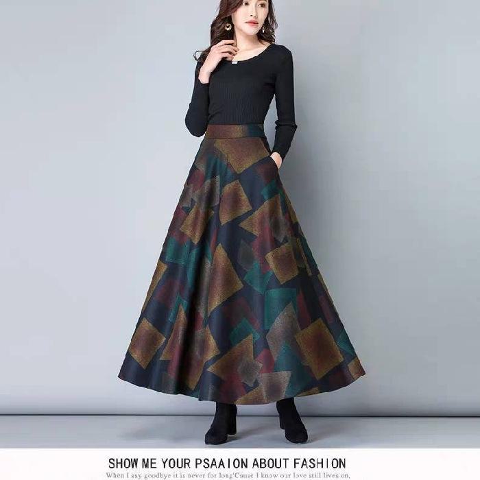 High Waist Woolen A-line Long Skirt - Women's Waist Slimming Big Swing Design