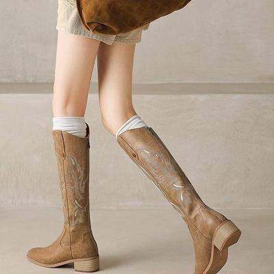 2024 Новые винтажные коричневые вышитые ковбойские сапоги в стиле вестерн, женские остроносые сапоги до бедра, рыцарские сапоги на толстом каблуке