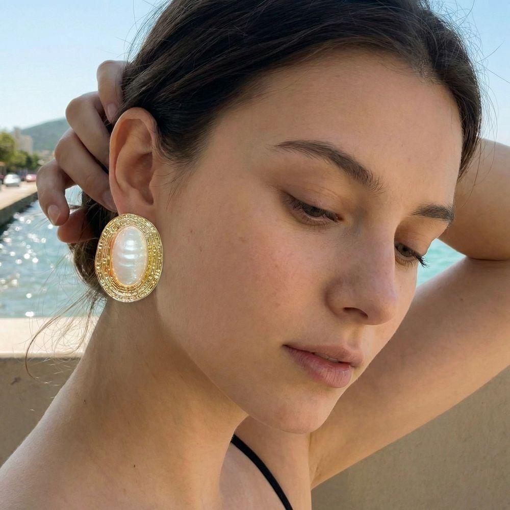 Gold Oval Metal Pearl Earrings Imitation Geometric Exaggerated Earrings Party Accessories