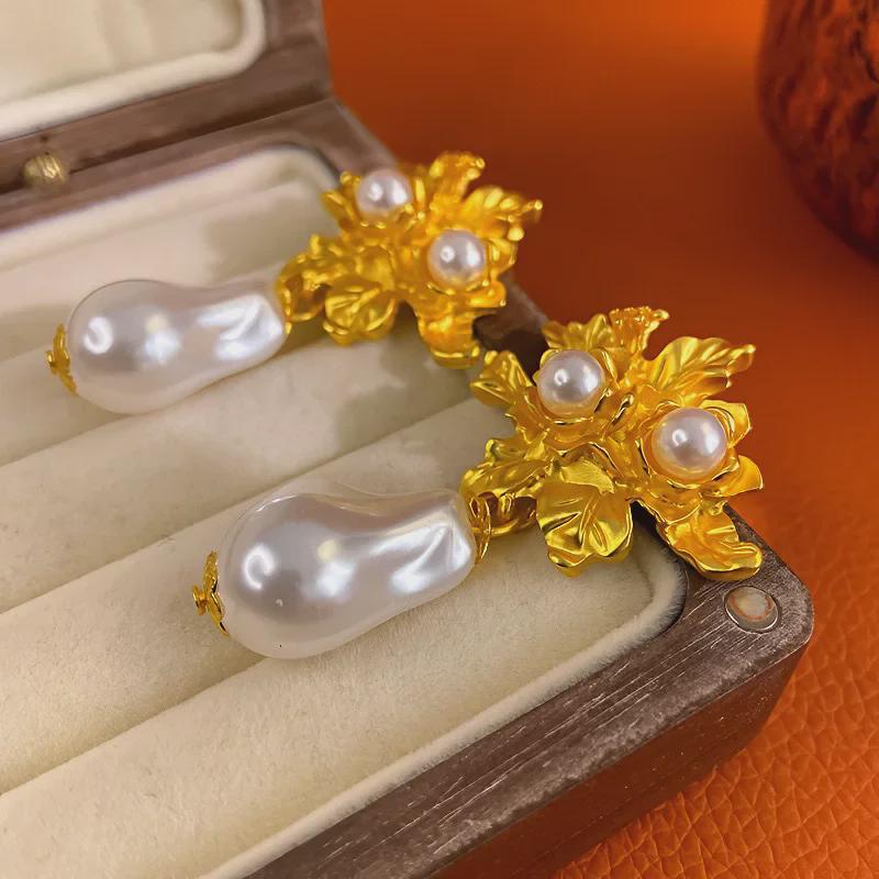 Vintage Rose Leaf Metal Cuban Link Pearl Earrings for Women