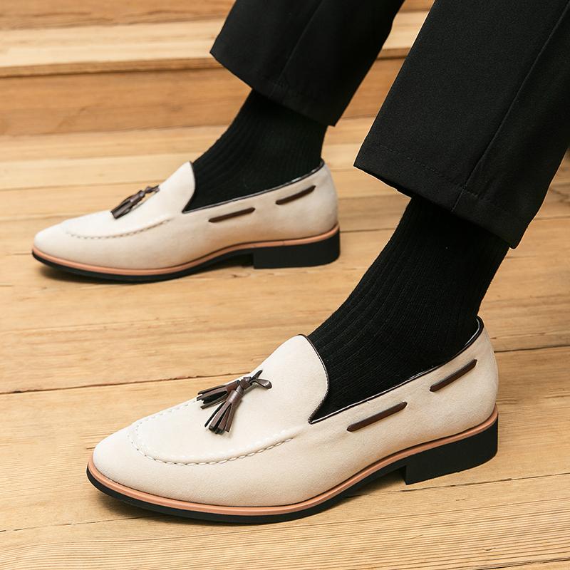 Fashion Men Tassel Loafer Shoes Slip On Driving Suede Moccasins Mens Comfortable Leather Shoes for Men Outdoor Fashion Man Casual Shoes
