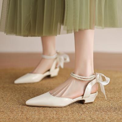 Новые удобные остроносые сандалии на плоской подошве, низкий каблук, резиновая подошва, обувь больших размеров, повседневные сандалии с закрытым мыском, сандалии с бисером, пустые сандалии