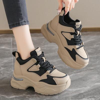 Разноцветные массивные кроссовки женские 2025 года, модные нескользящие туфли на вулканизированной платформе, женские повседневные спортивные туфли на толстой подошве со шнуровкой