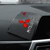 Mitsubishi Автомобильный коврик на приборную панель с логотипом, противоскользящий, с держателем для телефона