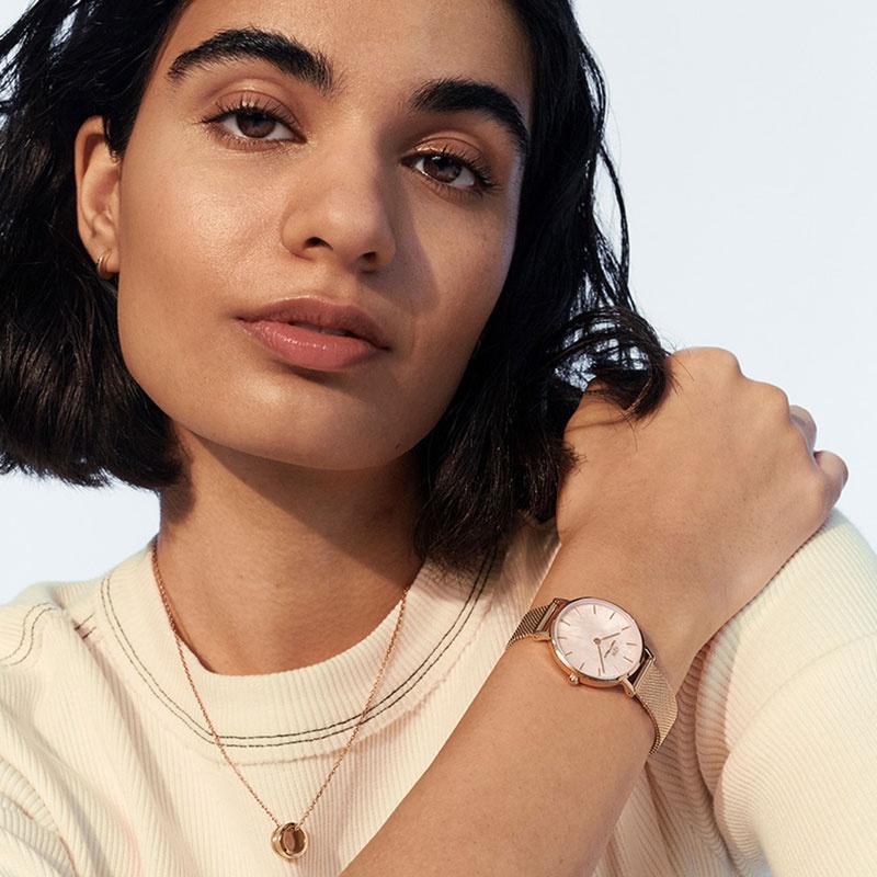 DANIEL WELLINGTON Часы серии PETITE кварцевый механизм ремешок из нержавеющей стали циферблат из перламутра женские часы розово-вишневый розовый DW00100513