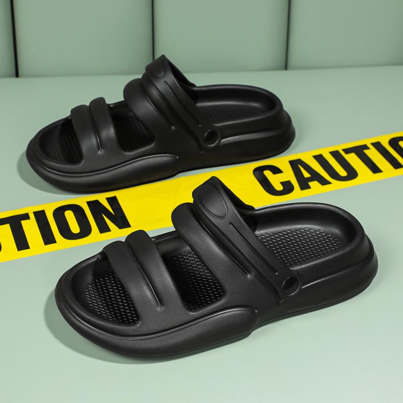 Легкие пляжные сандалии для мужчин, повседневные комнатные нескользящие тапочки для ванной, размер женский, 2025, новая многофункциональная обувь на плоской подошве