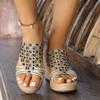 Модные женские тапочки на танкетке с квадратным ажурным декором, роскошные босоножки со стразами и толстой подошвой, летняя мягкая износостойкая женская обувь 2024 года
