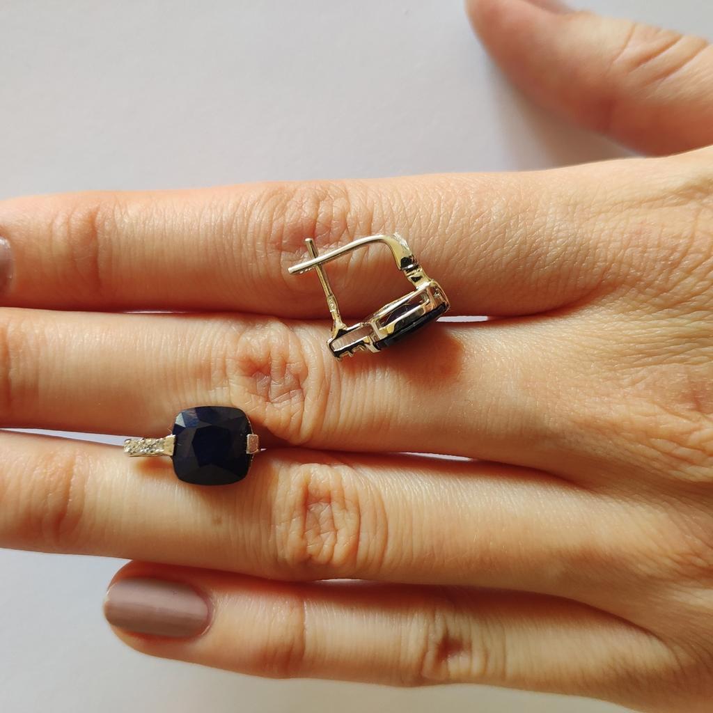 Серебряные серьги с натуральным сапфиром 7.537ct, фианитами (2120117)