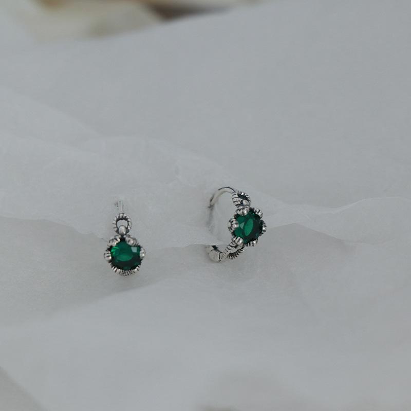 Зеленые бриллиантовые серьги-пряжки, женская мода, простые, темпераментные, ретро, оливково-зеленые серьги, серьги во французском стиле, холодный ветер