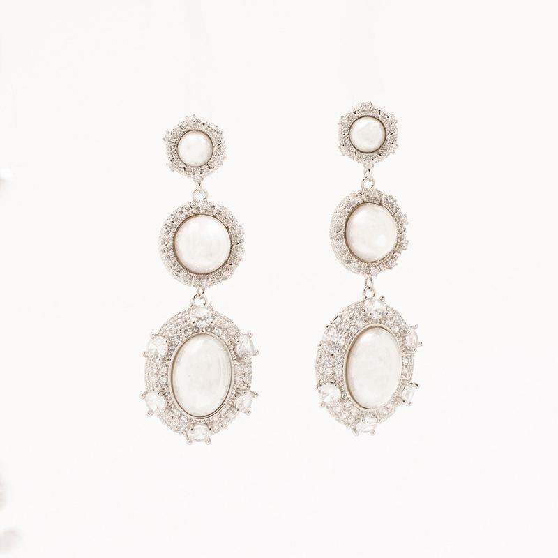 Модные легкие роскошные микро-инкрустированные серьги из циркония с геометрическим сращиванием круглого жемчуга, высококачественные украшения для ушей