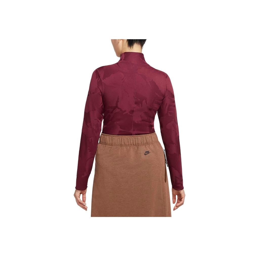 Nike Спортивная одежда Tech Pack с вышитым логотипом в технике тай-дай, облегающая футболка с длинным рукавом и высоким воротом, женские топы бордового цвета DQ6997-638