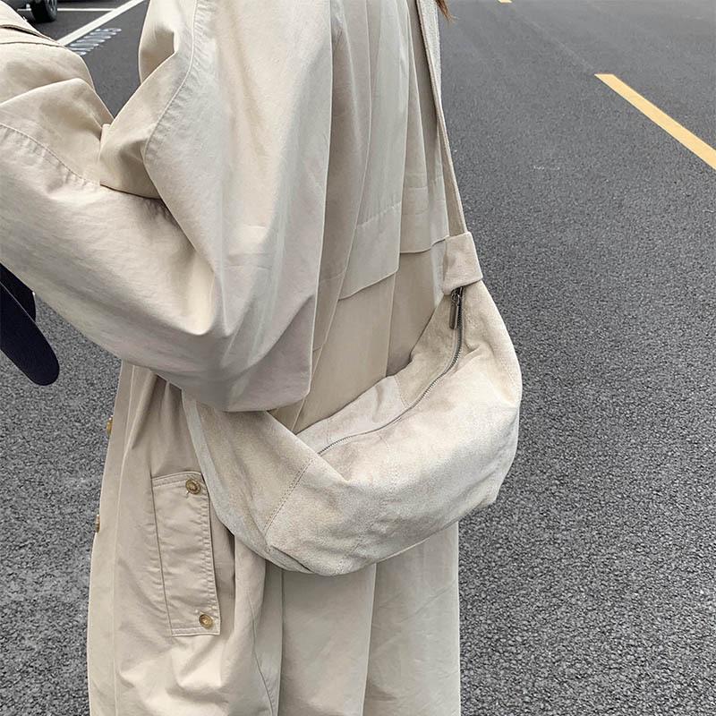 Винтажная замшевая сумка-круассан 2025: Стильная, Универсальная, Вместительная Сумка через плечо