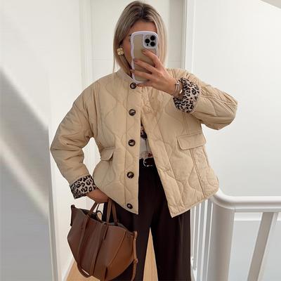 2025 Осень и зима Новая женская одежда Универсальный темперамент Длинные рукава Свободный однобортный стеганый леопардовый принт хлопковая куртка