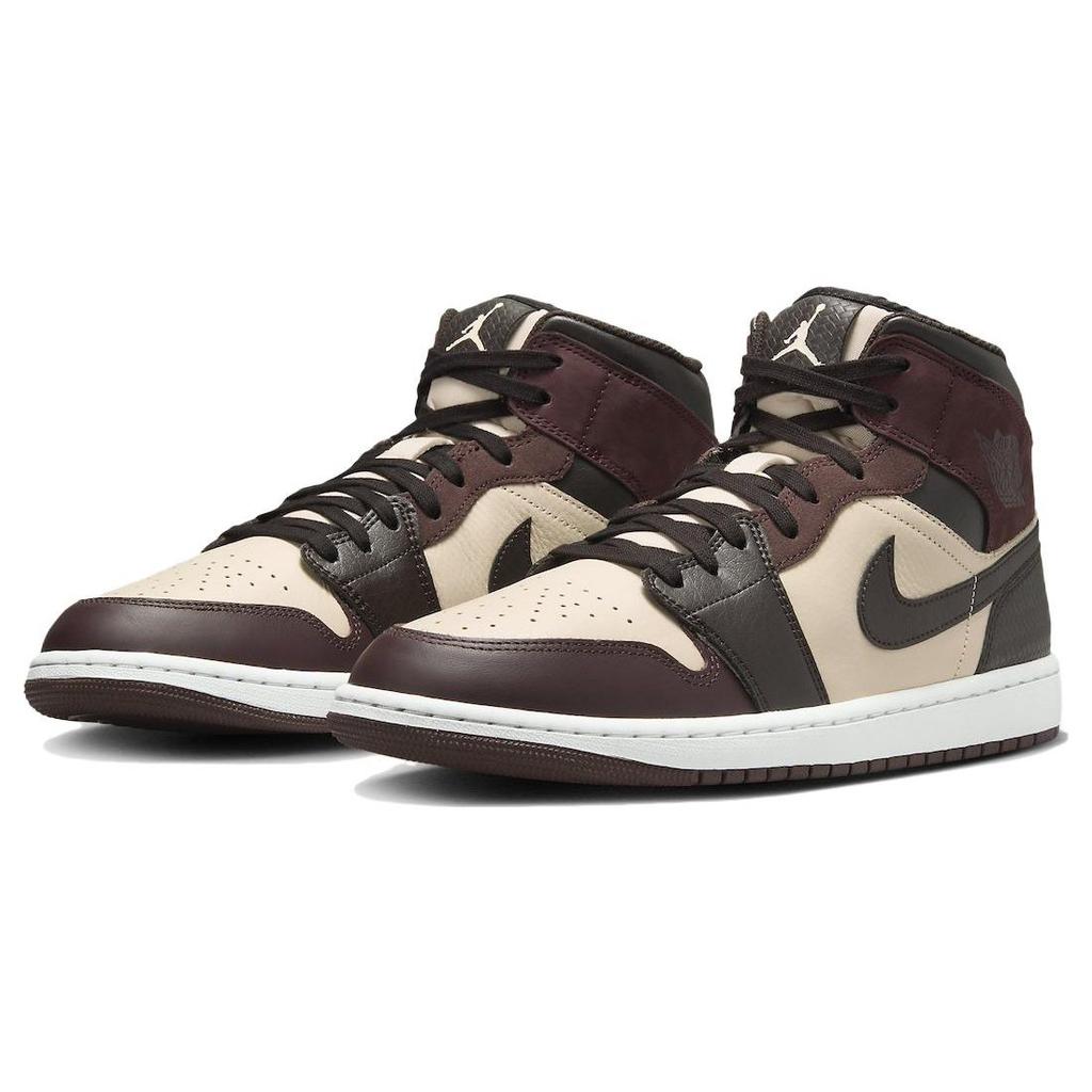 Air Jordan 1 Mid Se 'Paris YMCA' FZ4359-200