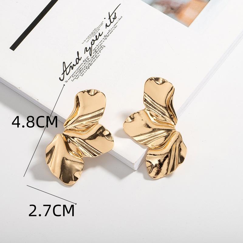Exaggerated Big Flower Petal Smooth Metal Pendant Earrings for Women Temperament Jewelry Christmas Girl Friend Gift