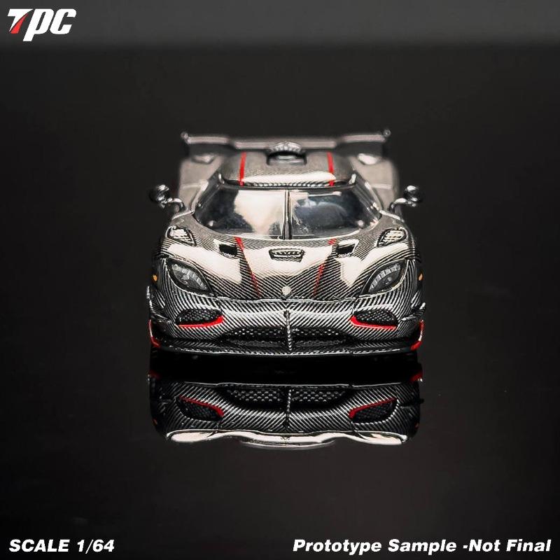 В наличии 1: 1:64 RS суперкар из углеродного волокна сплав модель автомобиля - праздничный подарок - высококлассная коллекция - для мальчиков в качестве подарка