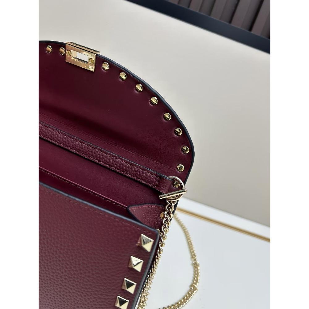 Трендовая летняя новинка повседневная сумка-мессенджер на плечо со шпильками маленькая квадратная сумка персонализированная сумка для телефона маленькая свежая женская сумка оптом