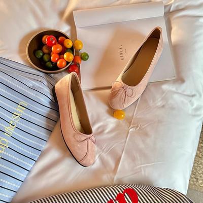 Туфли Мэри Джейн в стиле феи с бантом женские 2025 года новые с юбкой одна педаль балетки с неглубоким горлом на плоской подошве
