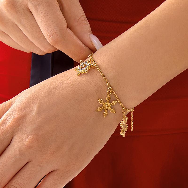 Christmas Tree Bells Pendant Bracelet For Women Trendy Elks Snowflakes Gifts Cane Star Zircon Chain Festival Party Jewelry Gift