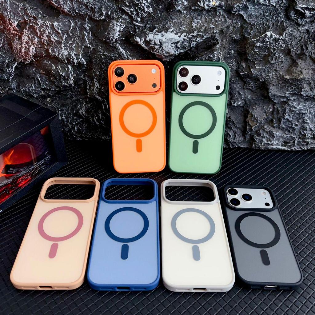 iPhone 17 Pro Max Контрастный Цветной Ударопрочный Магнитный Чехол: Акрил с ощущением кожи, Простой дизайн, Совместим с iPhone 16/15.
