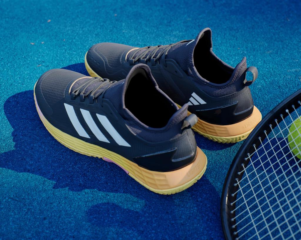 Tennis Shoes Adizero Ubersonic Tennis LZO19 Aurora Cm [Adidas] 4.1 Black/Zero Metallic/Spark (IF0446) 27.5