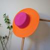 Европейские и американские контрастные цвета Розово-красный Сшивание Оранжевый Плоский верх Топ Топ-шляпа Женская Летний отпуск Пляж Морское побережье Соломенная шляпа Широкие поля Ретро