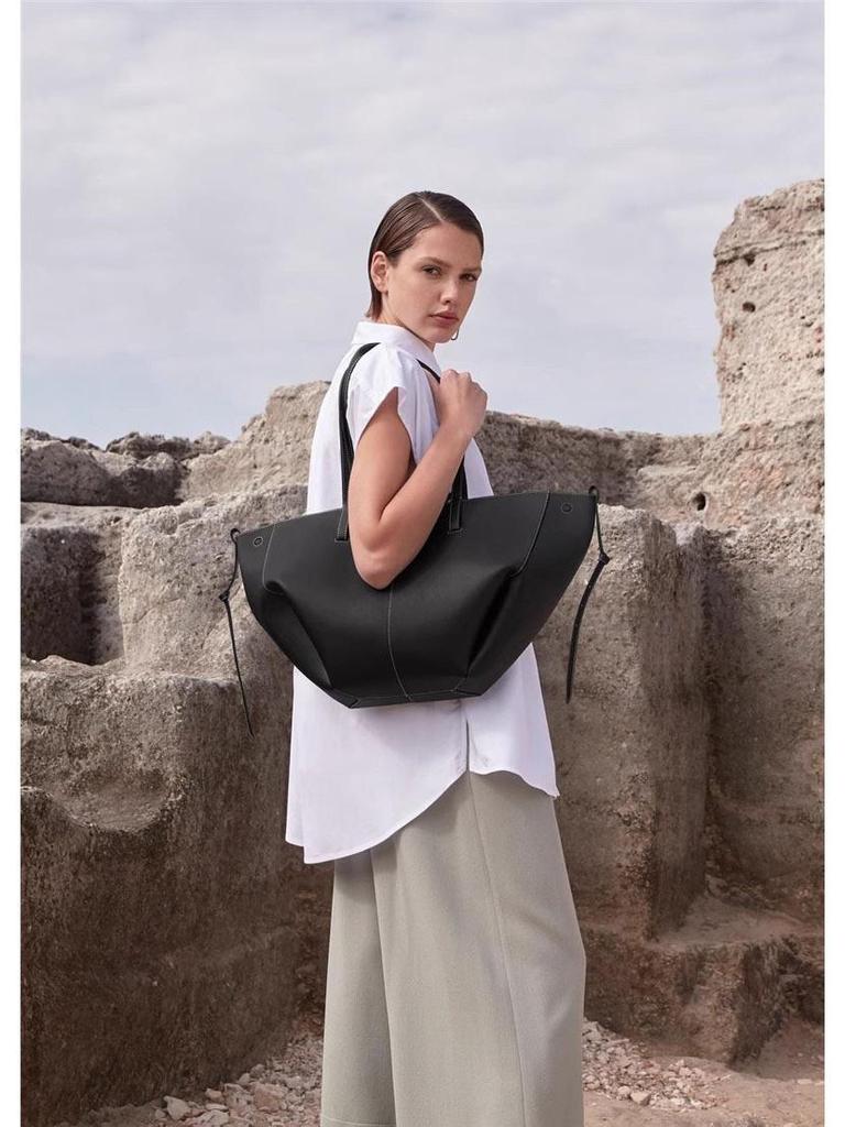 Женская сумка-тоут из натуральной французской кожи большой вместимости 2024 года