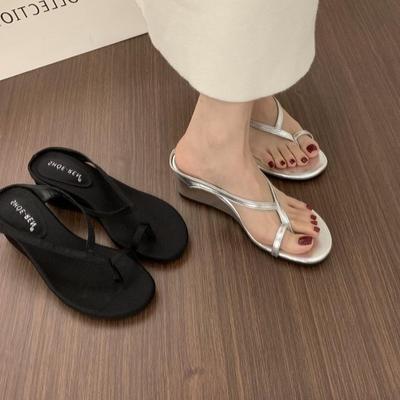 Женская обувь – Сандалии