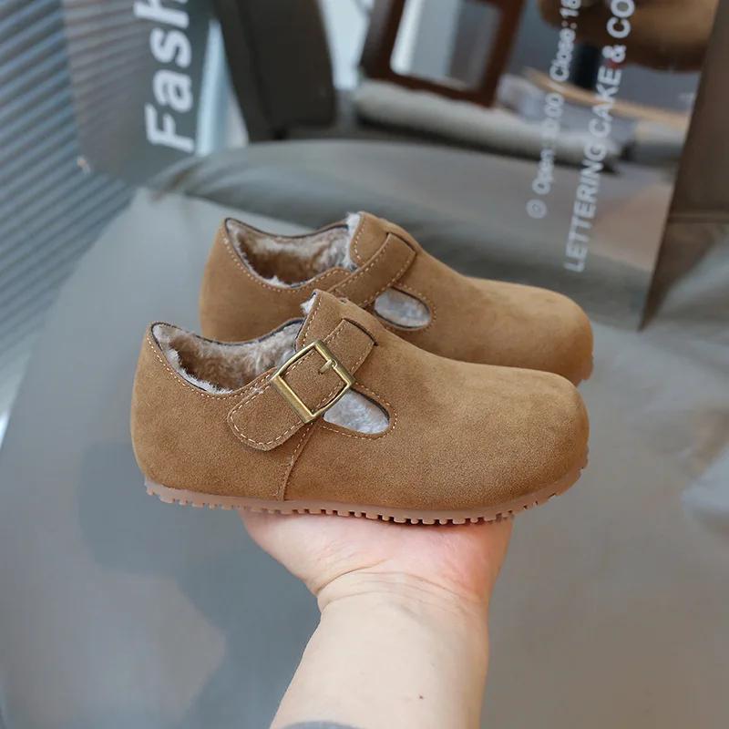 Зимняя детская обувь с круглым носком, теплая, модная, плюшевые балетки на плоской подошве, универсальная повседневная обувь для девочек для улицы, хлопковая обувь, простой тренд