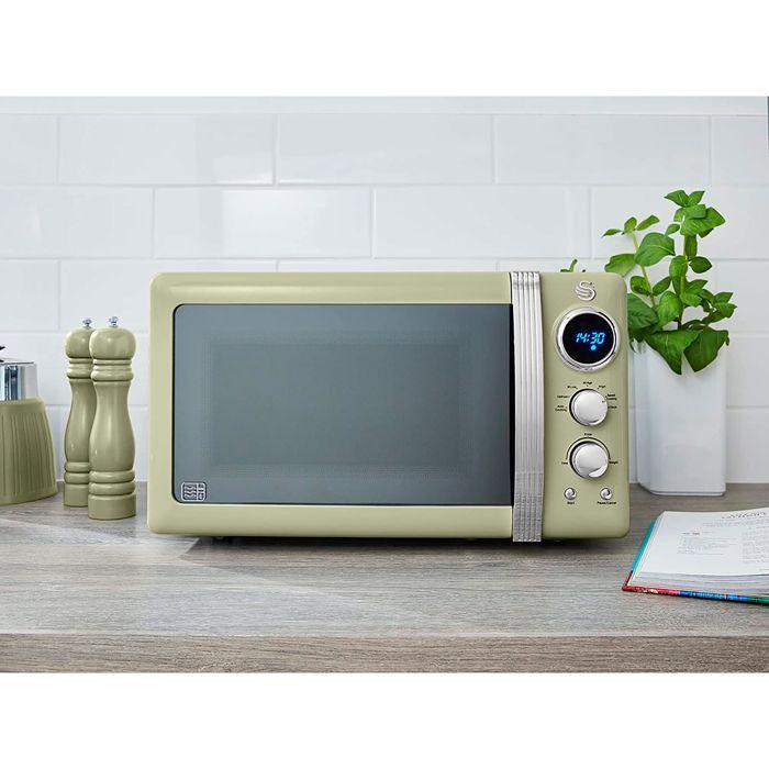 Retro Set Petit-Déjeuner Bouilloire 1,8L Grille-Pain 2 Tranches Micro-ondes 20L SWAN STRP2070GNEU 850W Vert 57973