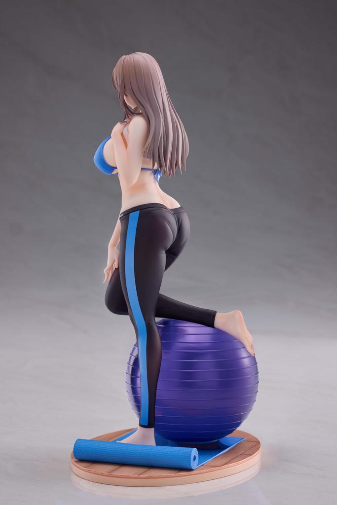 Momorose Training Girl Aoi Height: Approximately 280mm (including Base) 1/6 Scale Painted PVC and ABS Figure