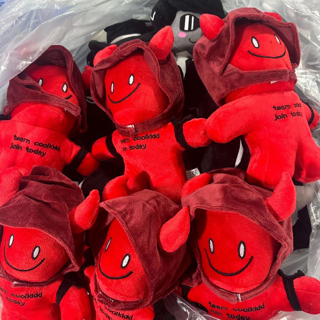 Popular Plush Toy Doll Figurine: Forgotten Chance + Game Peripheral