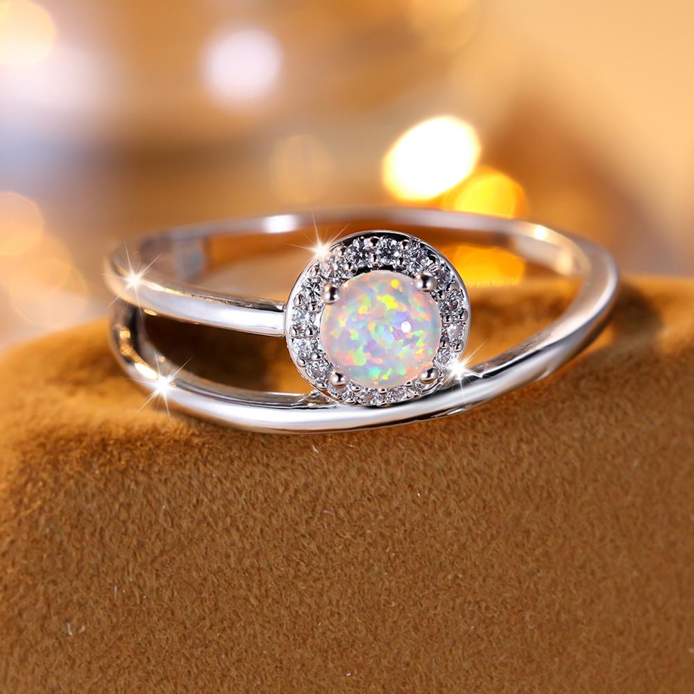 White Fire Opal Rings for Women Silver Color Round Birthstone Wedding Bands Zircon Index Finger Jewelry Gift