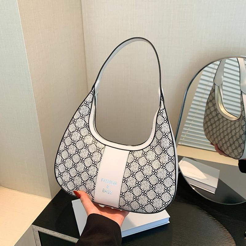 Vintage Letters Shoulder Crossbody Bags for Women Handbag Purses New Underarm Messenger Bags Female High Quality Hobo Bag CLE