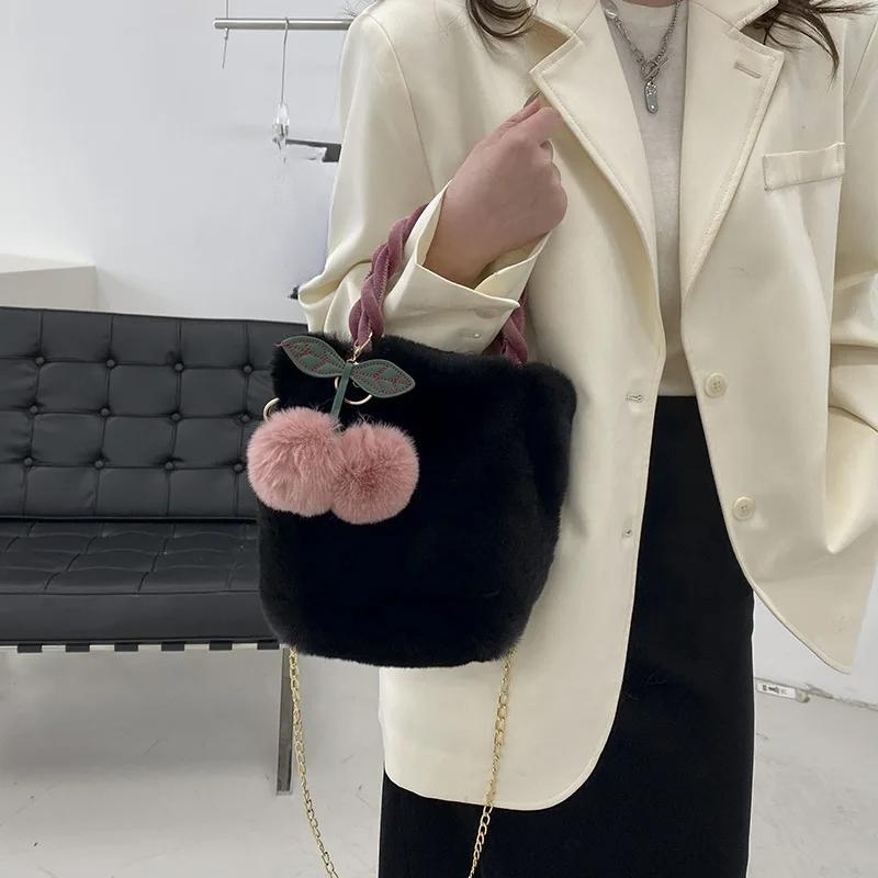 Fashion Women Handbags Winter Furry Ladies Soft Plush Clutch Purse Shoulder Bags Fashion Female Cherry Pendant Messenger Bag