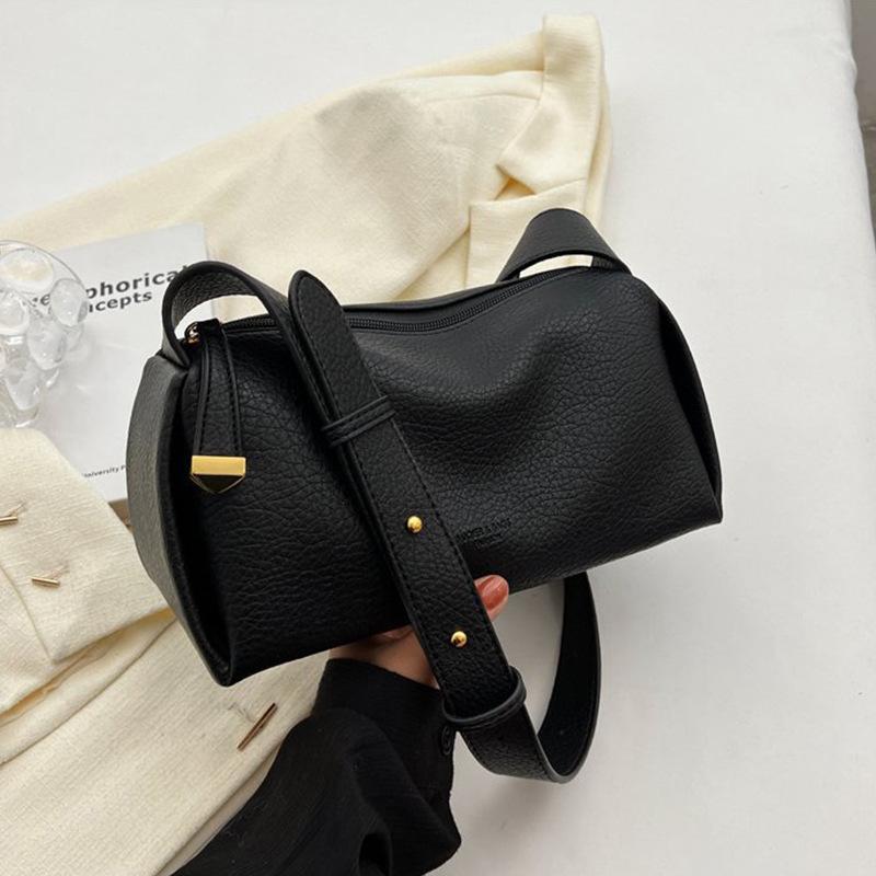Сумка женская большая вместительная сумка через одно плечо Boston Bag модная нишевая текстура подмышечная сумка-подушка