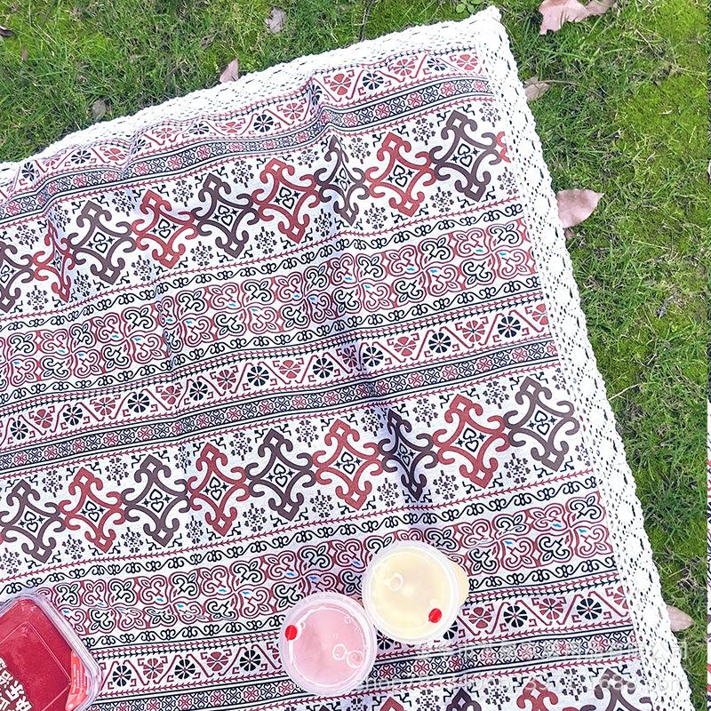 Yellow picnic mat outdoor tablecloth camping floor mat moisture-proof fabric mat anti-thickened picnic floor mat household picnic cloth